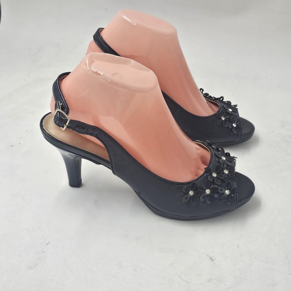 Karen Scott Bronaa Navy Peep Toe Slingback Pumps 8W Wide Floral Heels Dress Chic - Picture 5 of 10